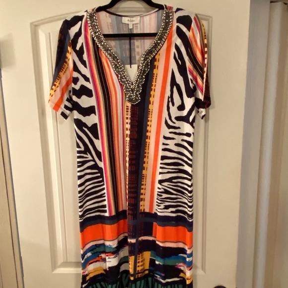 Colourful beaded dress - Picture 1 of 6